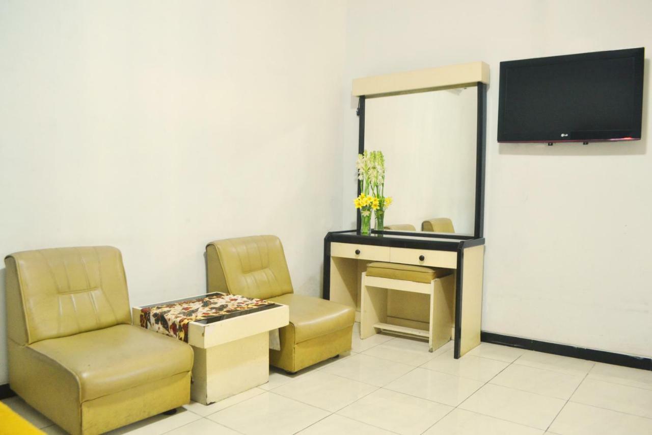 Srikandi Semarang Bagian luar foto
