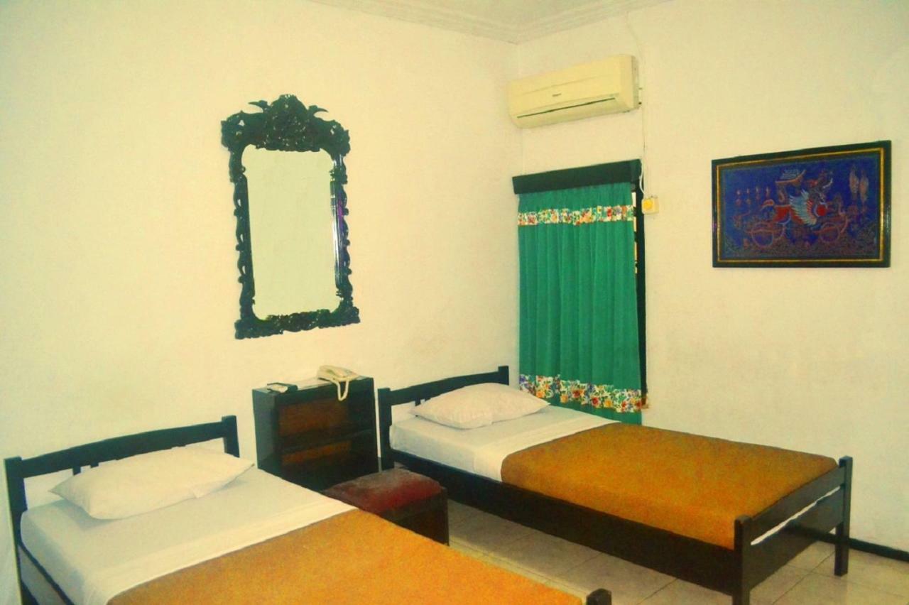 Srikandi Semarang Bagian luar foto
